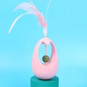 اسباب بازی تعادلی گربه به همراه آبنبات و پر برای گربه (3)